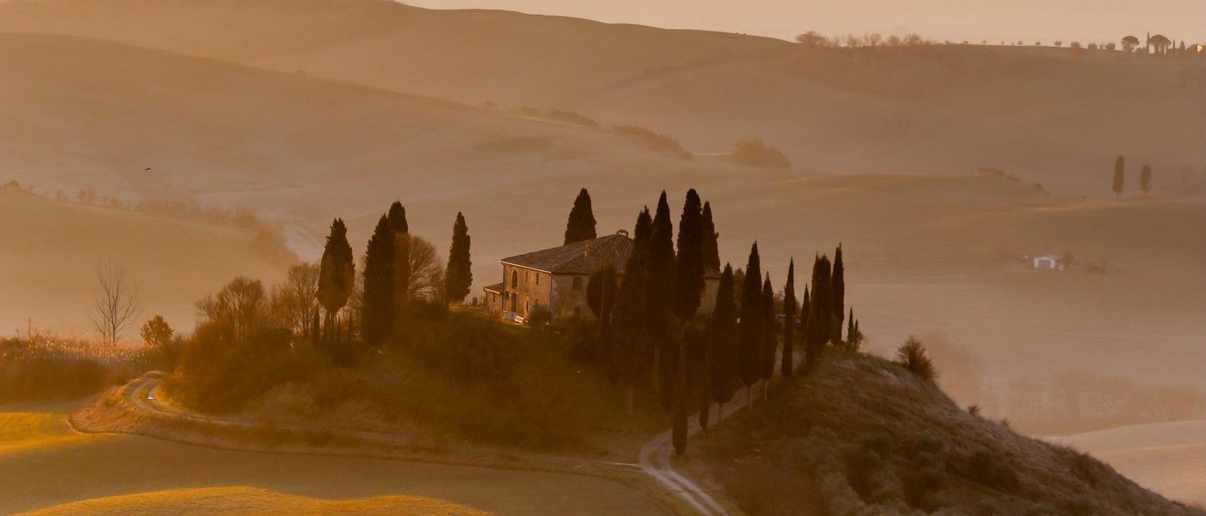 giuseppe mondi fJWYwHWYQpY unsplash scaled e