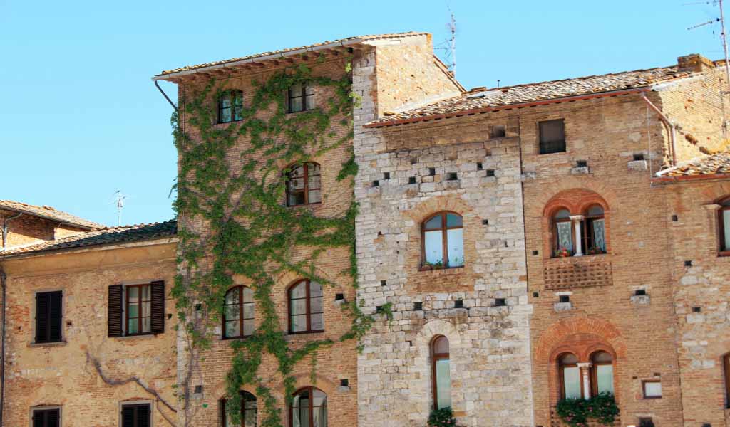 The medieval and historical architecture is still preserved in San Gimignano, Tuscany.