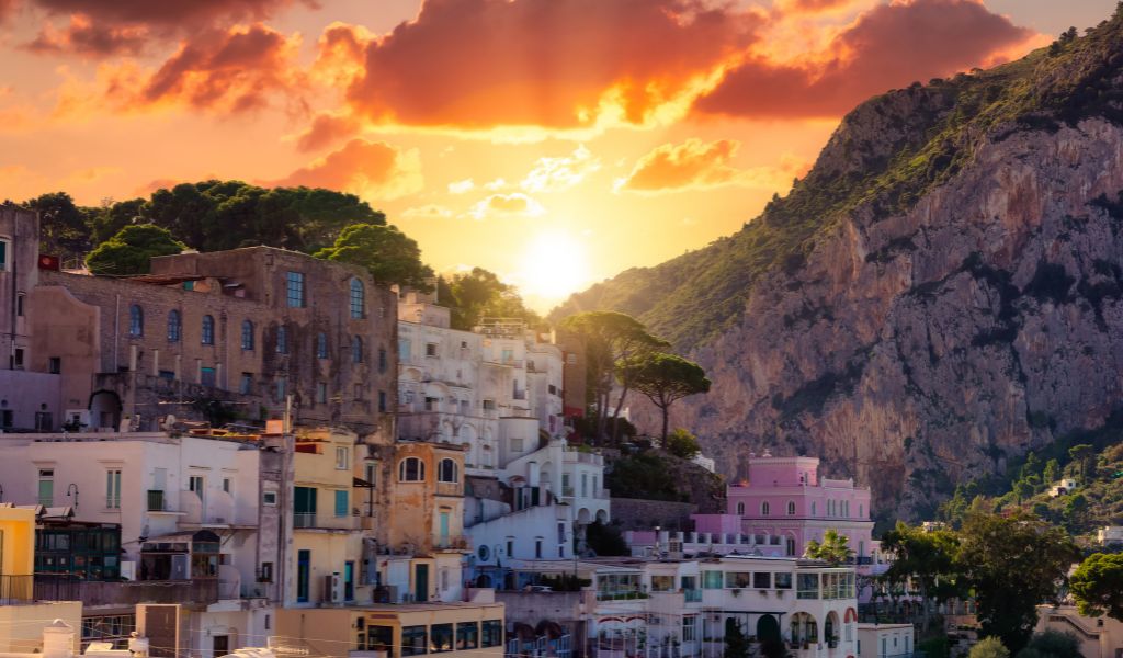 Capri is the favorite destination of many famous people, an excellent destination for a luxury trip to Italy