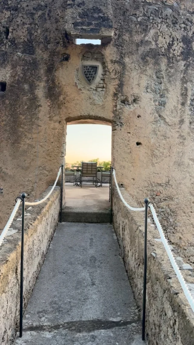 #italy #luxoitalia #luxury #travel #luxurytravel #vip #italia #luxurylifestyle #vacation #luxuryliving #spoilyourself #aperitivo #romantic #dinner #bestview